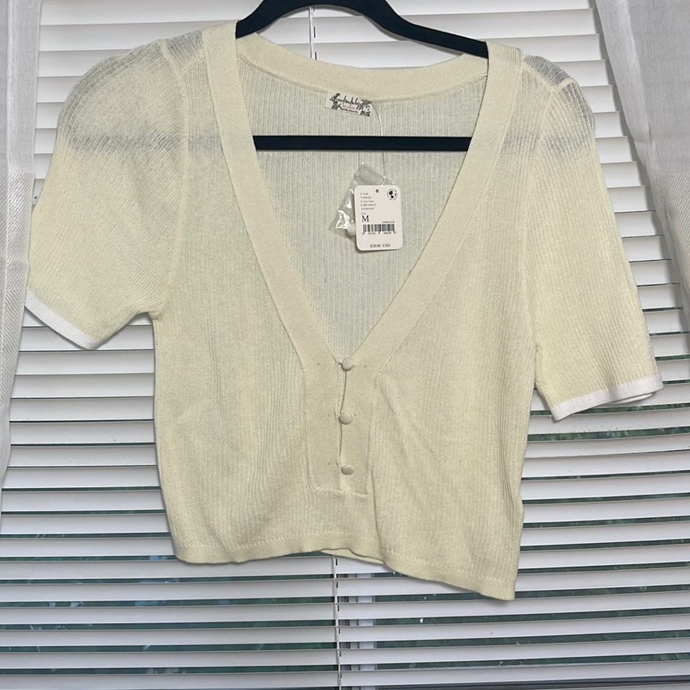 Few people crop top sz M